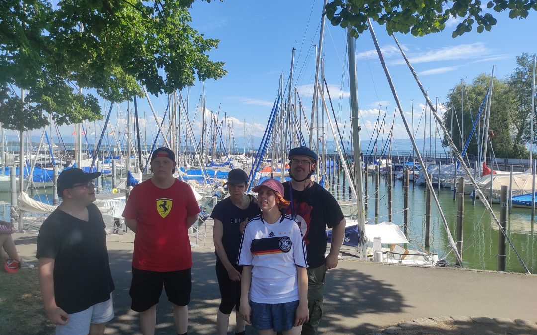 Impressionen der Bodenseefreizeit unserer Klient*innen aus dem Bereich Hilfen für Menschen mit geistiger Behinderung
