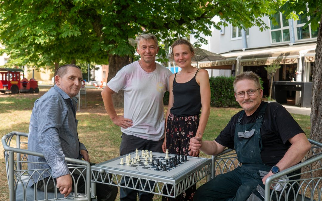 Karlshöhe Ludwigsburg baut Spieltische für die Innenstadt