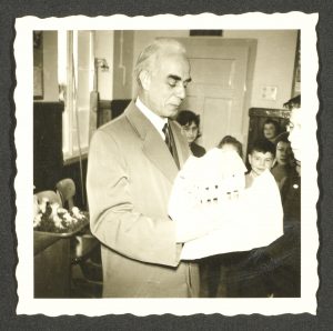 Das Foto zeigt Dr. Theodor Lorch 1950 bei seiner Berufung zum Direktor der Karlshöhe