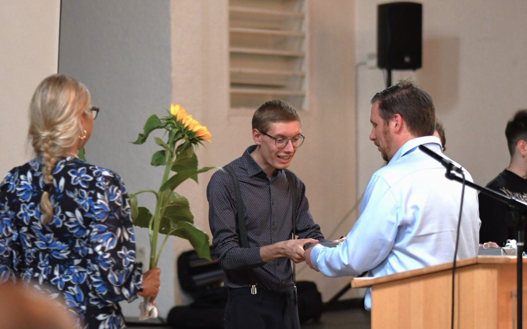 Azubis des Karlshöher Ausbildungszentrums werden verabschiedet