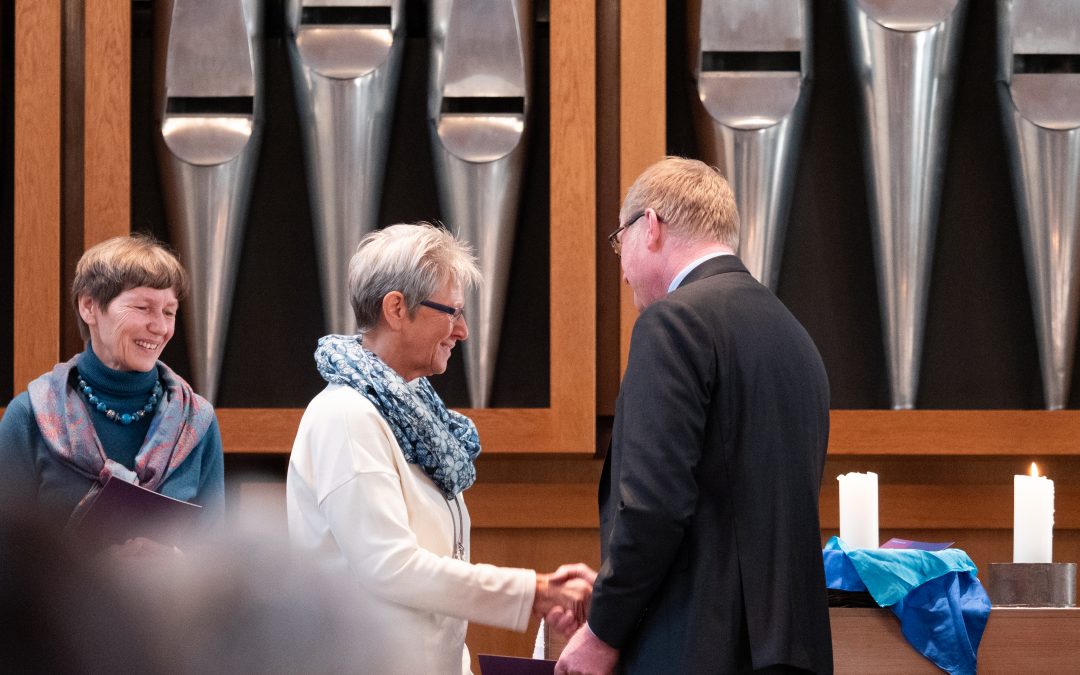 Goldenes Kronenkreuz für Karlshöher Mitarbeitende