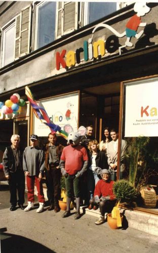 Das Foto zeigt die Eröffnung des Ausbildungs- und Lernladen Karlino.